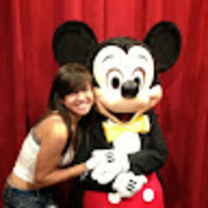 Meet your Posher, Emily